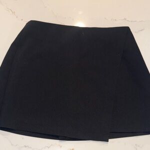 Abercrombie & Fitch Black Mini Skirt